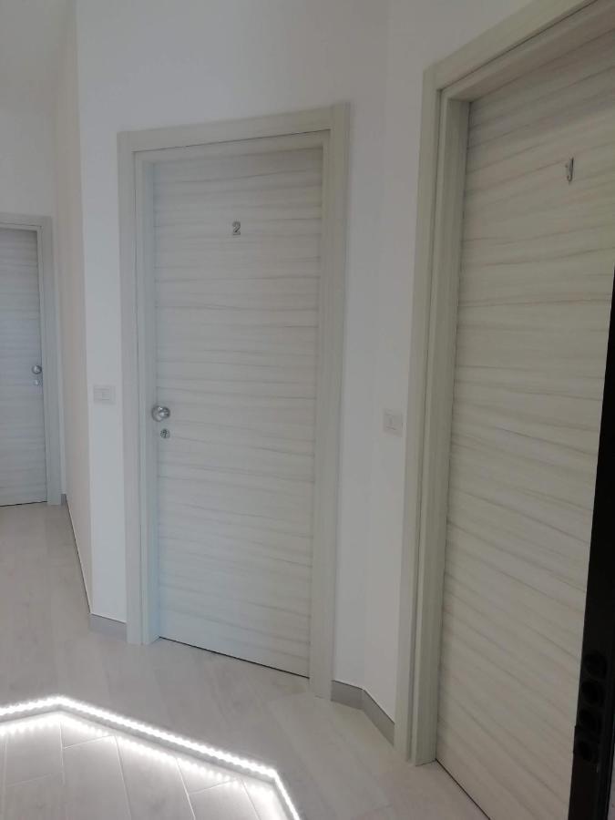 Flamingo Rooms Margherita Di Savoia Bagian luar foto