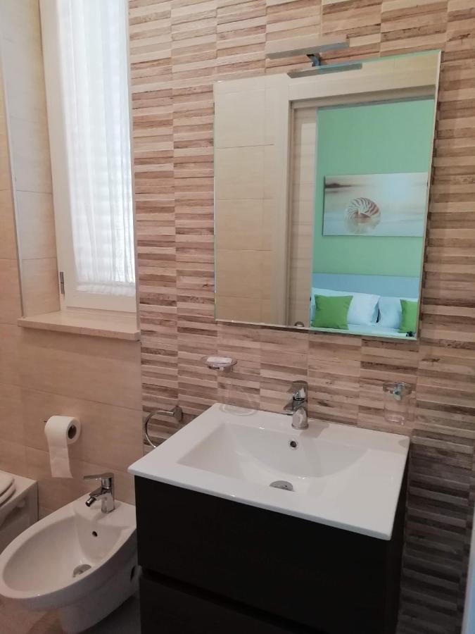 Flamingo Rooms Margherita Di Savoia Bagian luar foto
